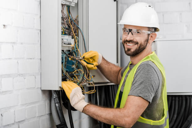 Best Local Electrician Companies  in Herricks, NY